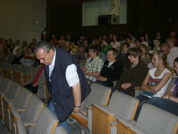 img/galerie/2008/Landtagsbesuch_2/Landtagsausflug_Realschule-35__800x600_.jpg